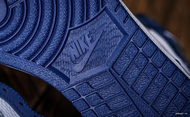 TO GOD High (2020) RETAIL COJP MATERIALS PK Midnight 1 Retro SHIP Navy Jordan READY 0511